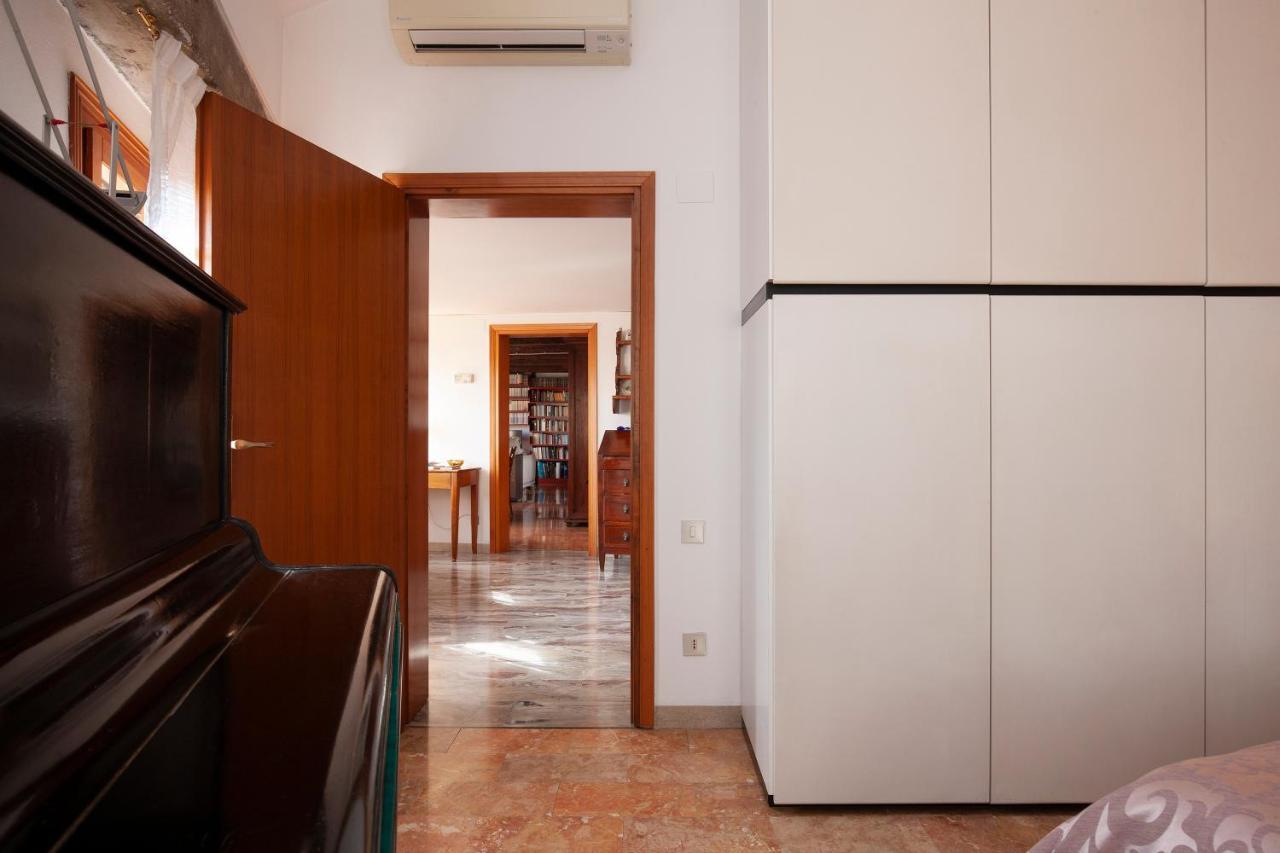 Altana Rialto Apartment Veneza Exterior foto