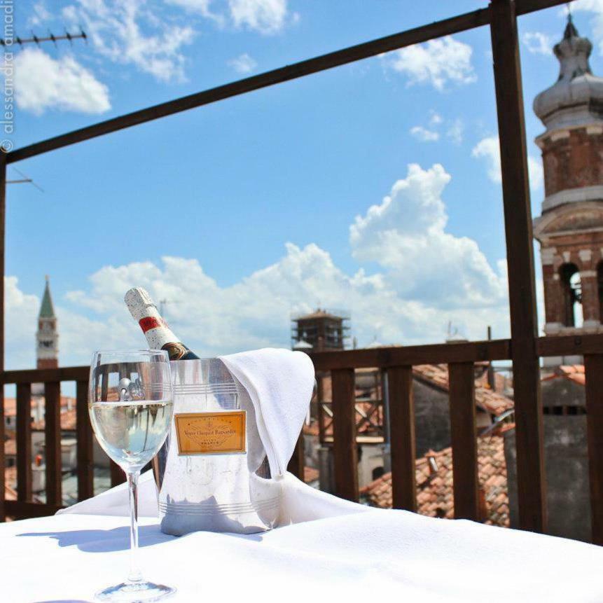 Altana Rialto Apartment Veneza Exterior foto